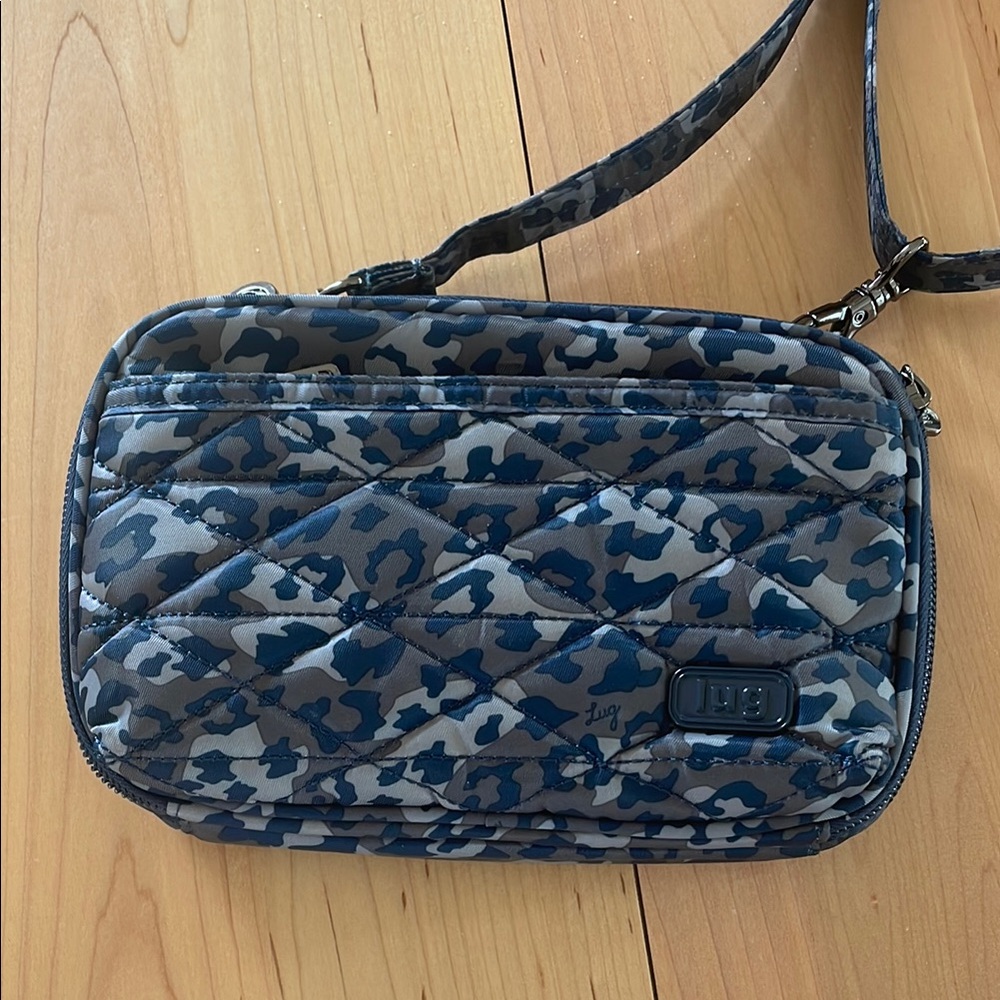 Lug Quilted Blue Crossbody Bag